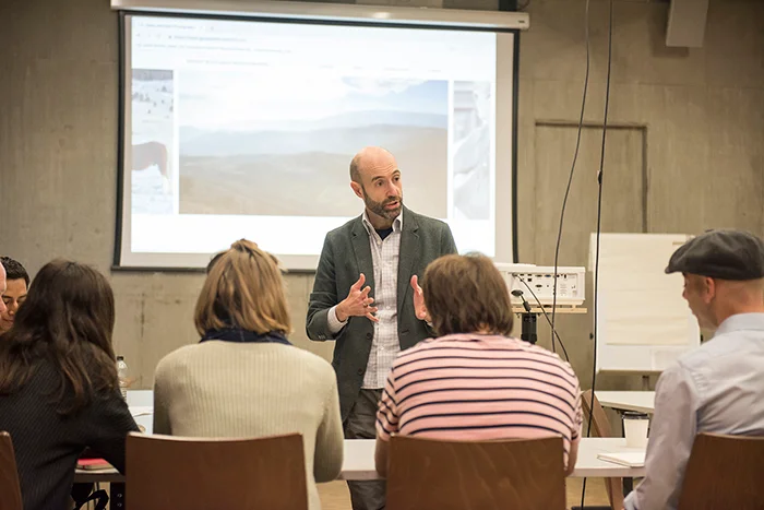 engaged-audience-listens-to-a-passionate-speaker